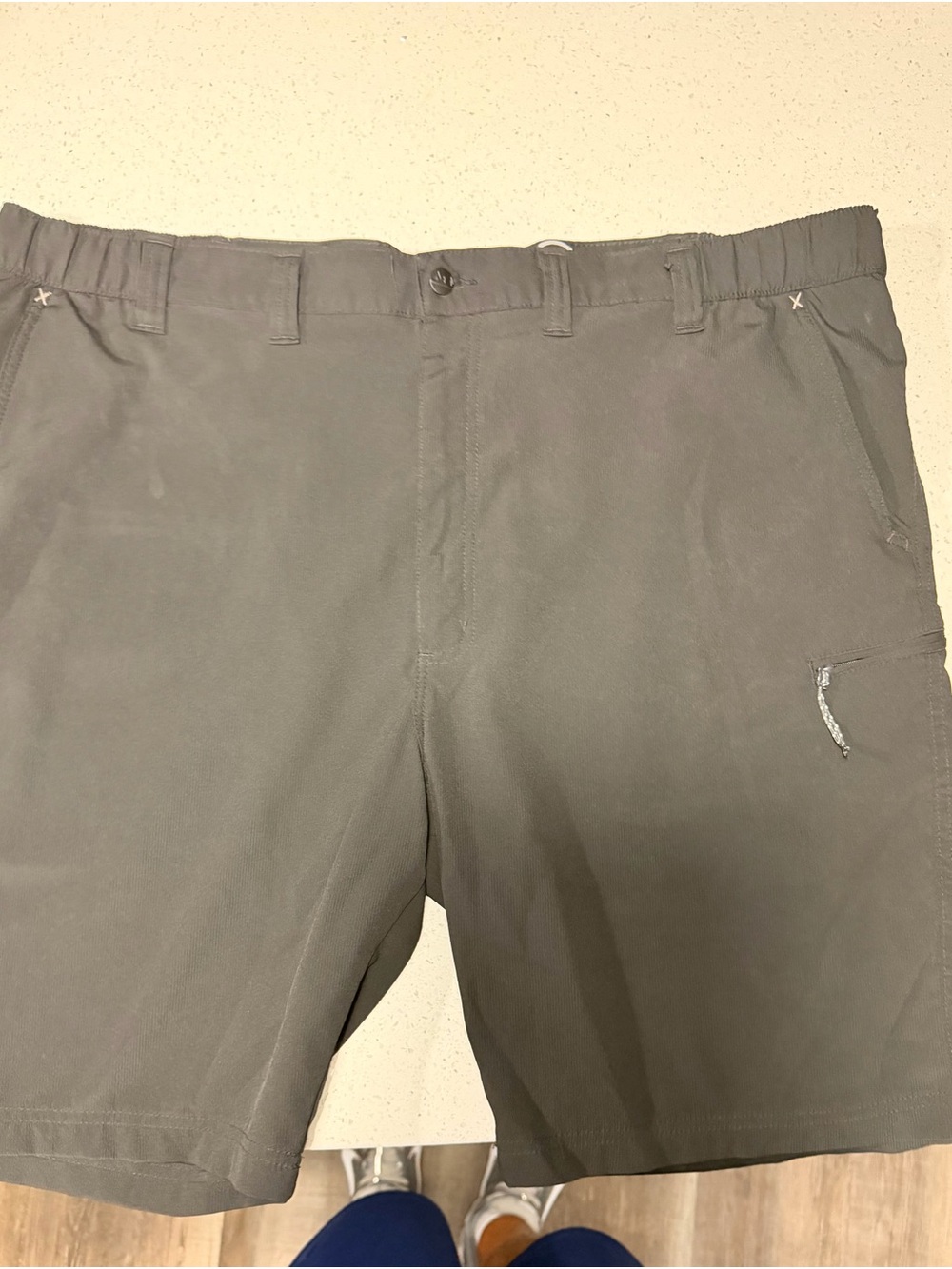 Wrangler Men's Cargo Shorts in Olive